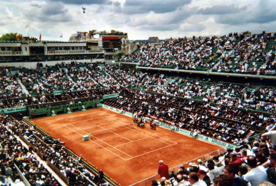 Roland Garros : Pierre Laurent salue la décision de la FFT